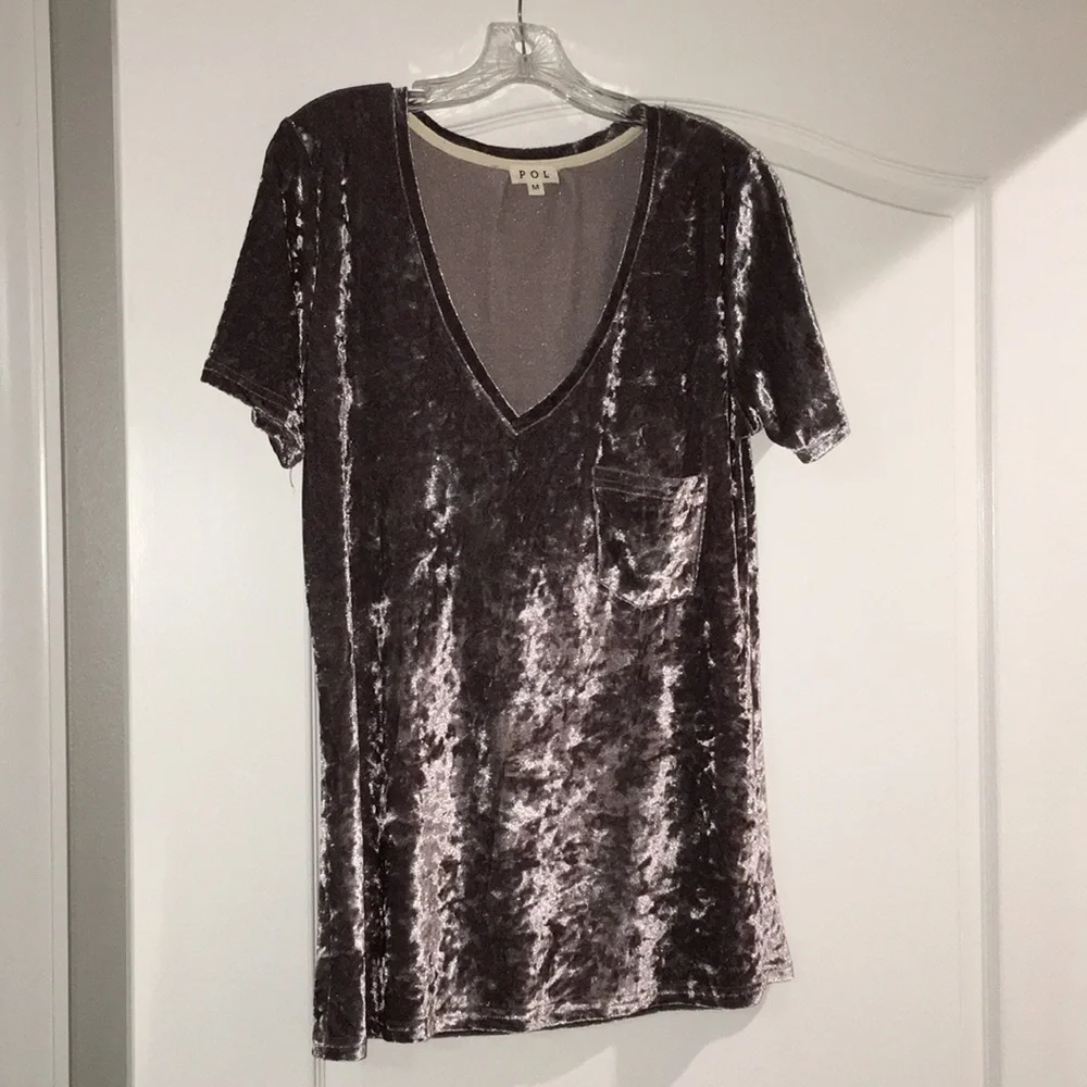 POL V neck velvet top M in mocha. EUC. No stains or tears. Reposhing - Picture 1 of 3